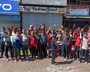 होली पर बच्चो का धूम धड़का