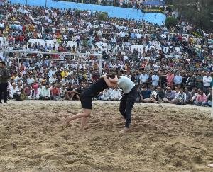 Solan: Gauri of Chandigarh and Gagan of Punjab won Dangal.