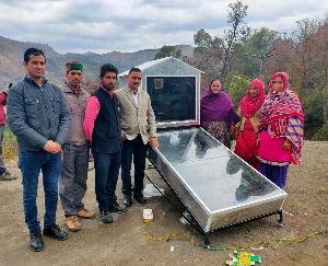 सोलर ड्रायर लगने से बढ़ेगी किसानों की आय