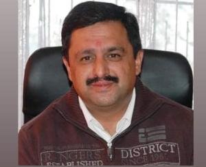 Solan: Meeting held with political parties on change in polling station.