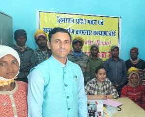Kinnaur: Labor Department organized free medical camp for Border Roads Organization workers.