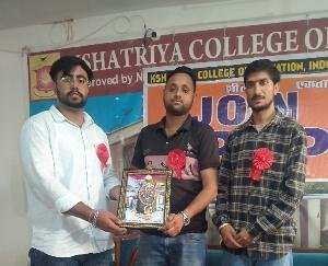 Foundation day of Akhil Bharatiya Vidyarthi Parishad celebrated by Indora city unit