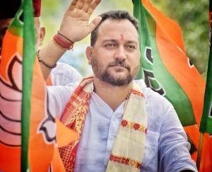 Hamirpur: Congress defeated in Sukhu's home district, BJP's Ashish Sharma won.