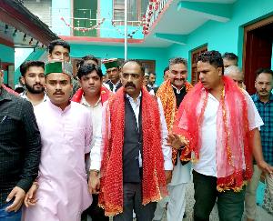 Karsog: Rural Development and Panchayati Raj Minister Anirudh Singh reached the original Manhunag temple for the first time.