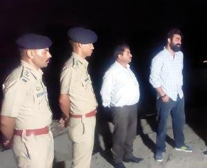 Una: DC himself raided late night, two FIRs against miners