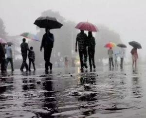 Flash flood warning issued in some districts of Himachal, heavy rain alert issued