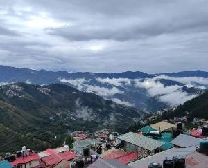 Himachal: Clouds will rain more, Orange alert issued in many districts