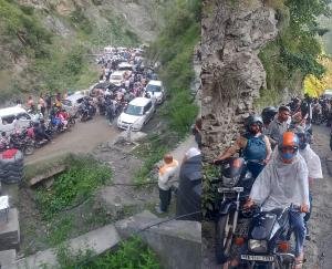 Himachal: Manimahesh Yatra starts from 26th August, flood of vehicles on Bharmour NH