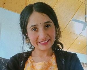 Ranjana Thakur of Panchayat Darwa of Kasauli passed the examination of Military Nursing Service.