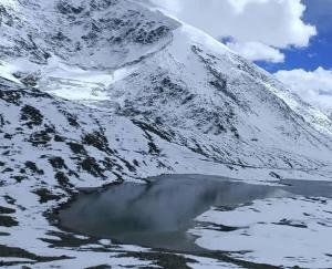 Mercury dropped due to snowfall in Lahaul-Spiti hills