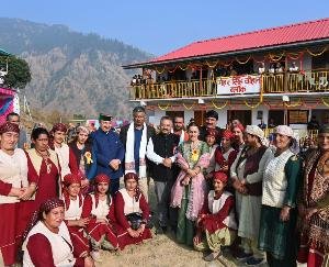 Shimla: Education Minister inaugurated the newly constructed school building in Vidyalaya Chanair.