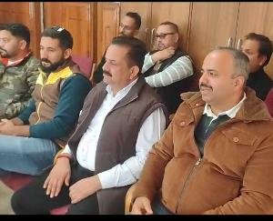 Members of Press Club Solan met DC Solan regarding the construction of the club.