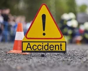 Major accident in four lane near Kullu Bhootnath bridge, six injured, one in critical condition