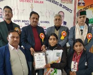 Vanshika and Simran of BL School Kunihar were honored by DC Solan with a certificate.