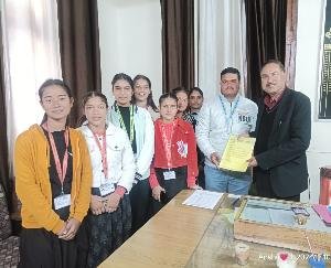 NSUI College President Rishabh Bhardwaj Submits Memorandum to HRTC DM, Demands Extension of Bus Service to Shahthalai