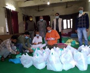 संयुक्त व्यापार मंडल बिलासपुर ने की गरीबों की सहायता