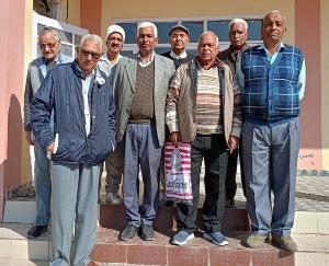 Kunihar: Pensioner Association Kunihar held monthly meeting, demanded government to provide financial benefits soon.