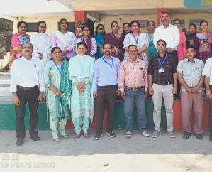 Kunihar-: Rajendra- Thakur- unanimously -became -the -SMC -president- of -the- girls -school