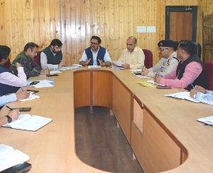  Solan: In view of the emergency situation, Deputy Commissioner Solan held a meeting with all the departments