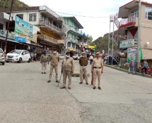 34 छोटे वाहनों के चलान काट वसूले 12800 रूपए