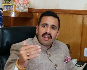 NOTICE ISSUED TO 90 PWD ENGINEERS IN HIMACHAL 