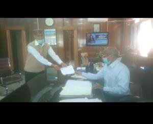 कामधेनु संस्था ने सीएम फंड में भी दिए अढ़ाई लाख रुपये