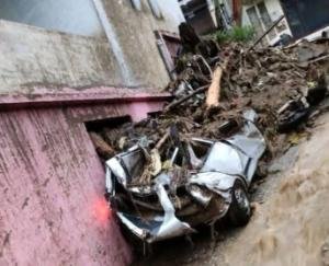 Rain wreaks havoc in Mandi again: Cloudburst causes devastation, three dead so far, one missing