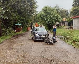  Jwalamukhi: Car and bike collide in Lower Ghallor, a young man seriously injured