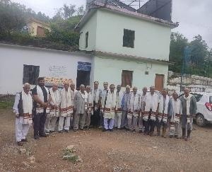 Kunihar: Jagdish Singh's 80th birthday was celebrated by planting trees