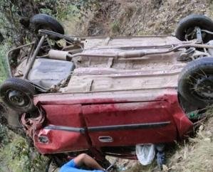 Himachal_Car_falls_into_ditch_in_Kotli_subdivision_of_Mandi_two_dead_woman_injured