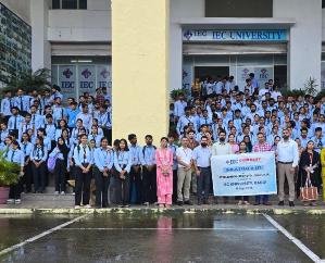 Solan_IEC_University_organised_an_industrial_visit_to_Steelbird_Company_for_the_students