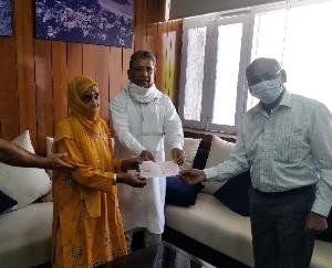 काशू देवी ने पीएम रिलीफ फंड में स्वेच्छा से दिए 1 लाख 11 हजार रूपए 