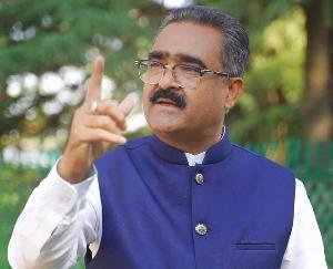 Jaswan_Will_place_a_proposal_before_the_Centre_to_build_a_film_city_in_Garli_Paragpur_Bikram_Thakur