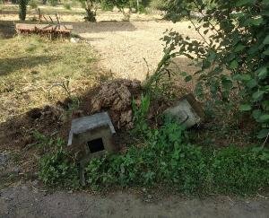 चोरो ने मंदिर को बनाया निशाना, उड़ा ले गए दान पेटी