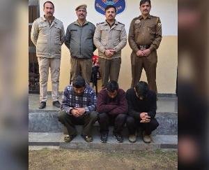 Shimla_Police_action_against_drug_smuggling_three_accused_arrested_in_Rohru