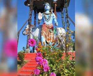 Hamirpur: A 151 kg garland of flowers will be offered to the idol of Bilkeshwar Mahadev, the program will be held on Shivratri.