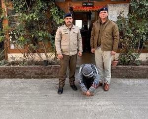 Youth_travelling_in_a_bus_in_Shimla_arrested_with_6,300_grams_of_drugs