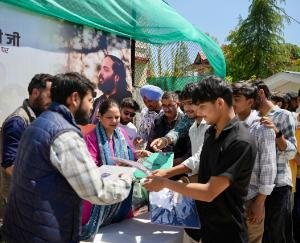 Dharamshala: Navjeevan Foundation celebrated Anant Ambani's birthday as a pledge for public service.