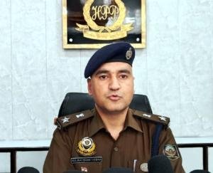  Nurpur: Before the elections, Nurpur police ordered all license holders to deposit their weapons.
