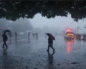 Himachal Pradesh expects rain for the next six days; yellow storm alert issued for three districts