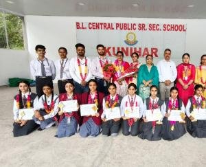 BL School Kunihar Shines at Children's Science Fair; 9 Students Win Awards  Students showcased their talent in the quiz, model exhibition, and science activity corner; winners were felicitated upon their return to the school.