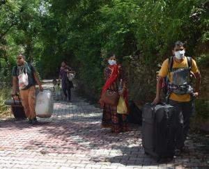 गोवा से बिलासपुर पहुँचे 23 व्यक्ति