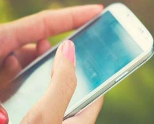 दोस्तों और परिजनों से फोन या वीडियो काॅल के माध्यम से करें बात : डाॅ. प्रकाश दरोच 