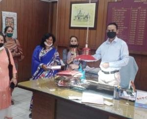 लाडली फाउंडेशन ने एडीएम विनय कुमार को किया समानित