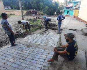 लॉक डाउन के दौरान सामुदायिक सहभागिता की मिसाल कायम कर रहे ग्रामीण