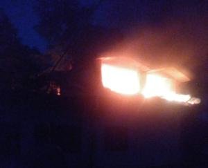 समरहिल में मकान में लगी आग, भारी नुकसान