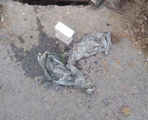 विश्वकर्मा ऑटो मार्किट में सीवरेज ब्लॉक होने से बढ़ी लोगों की परेशानी