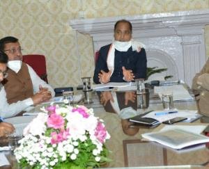 अब बेरोज़गार ग्रामीण मनरेगा के अंतर्गत अपनी भूमि पर कर सकते हैं कार्य