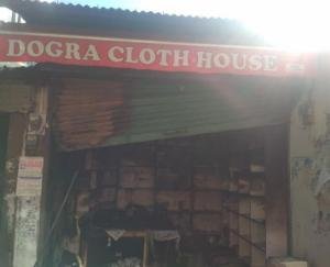  ठियोग में आग लगने से कपड़े की दुकान जलकर राख