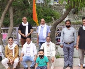 लोक निर्माण विभाग अर्की ने 7 व्यक्तियों के साथ किया दंगल पूजन